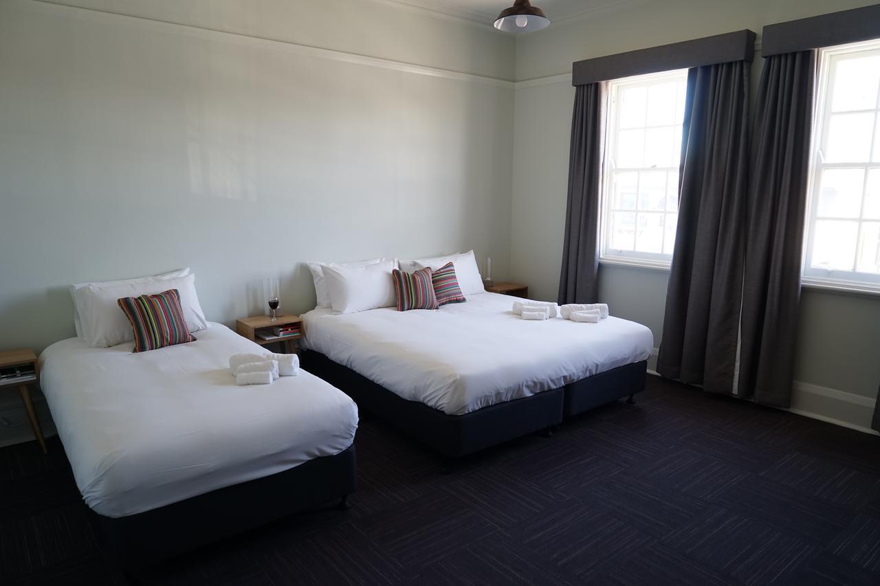 Rosehill Hotel Sidney Exterior foto